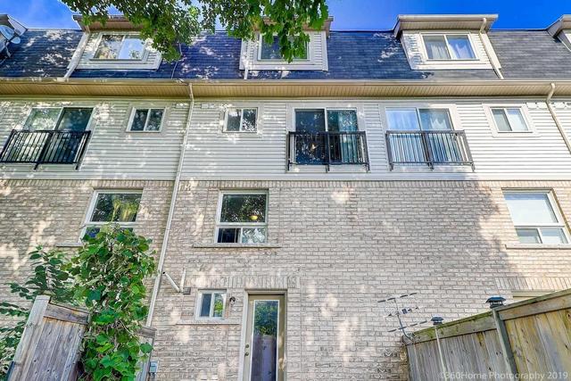 10 Oakins Lane, Townhouse with 3 bedrooms, 3 bathrooms and 1 parking in Ajax ON | Image 18