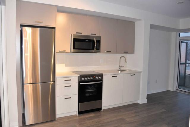 423 - 2301 Danforth Ave, Condo with 2 bedrooms, 2 bathrooms and 1 parking in Toronto ON | Image 2