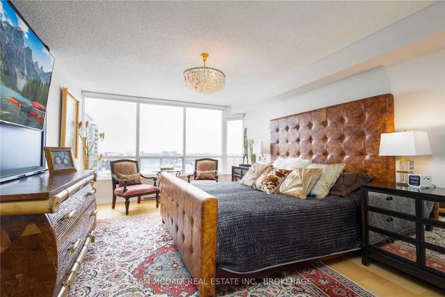 1712 - 168 Bonis Ave, Condo with 3 bedrooms, 2 bathrooms and 2 parking in Toronto ON | Image 9