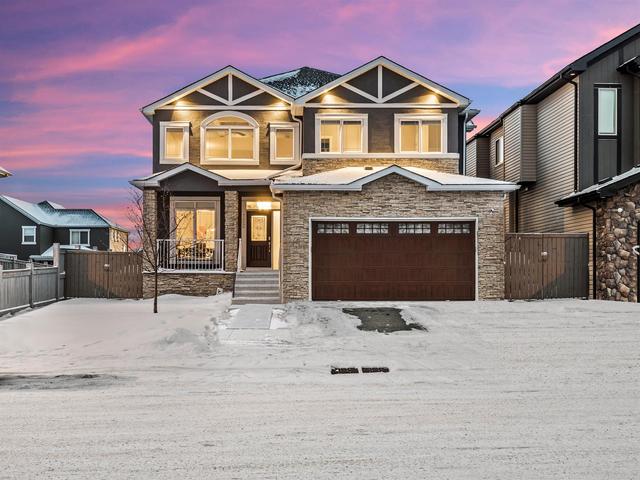 152 Kinniburgh Circle, House detached with 6 bedrooms, 3 bathrooms and 4 parking in Calgary AB | Image 3