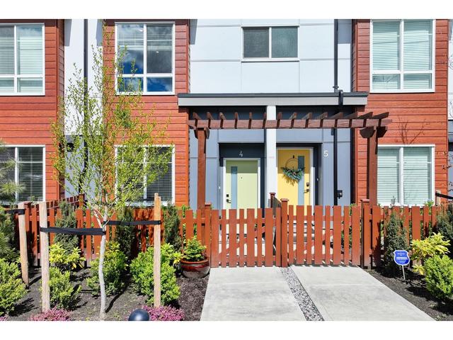 4 - 20155 84 Avenue, House attached with 3 bedrooms, 3 bathrooms and 2 parking in Langley BC | Image 2