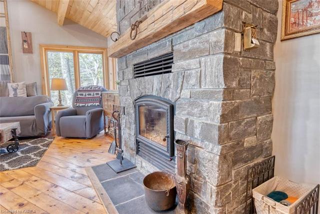 2323 Grindstone Lake Road, House detached with 2 bedrooms, 1 bathrooms and 4 parking in North Frontenac ON | Image 44
