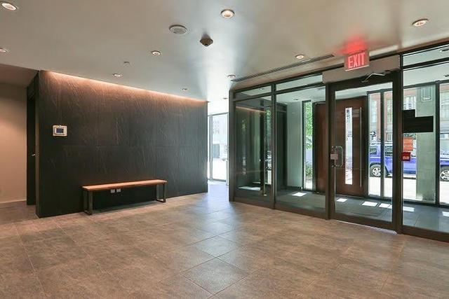 1004 - 32 Camden St, Condo with 1 bedrooms, 1 bathrooms and null parking in Toronto ON | Image 4