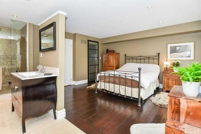 129 Nelson St, Townhouse with 3 bedrooms, 4 bathrooms and 2 parking in Oakville ON | Image 13
