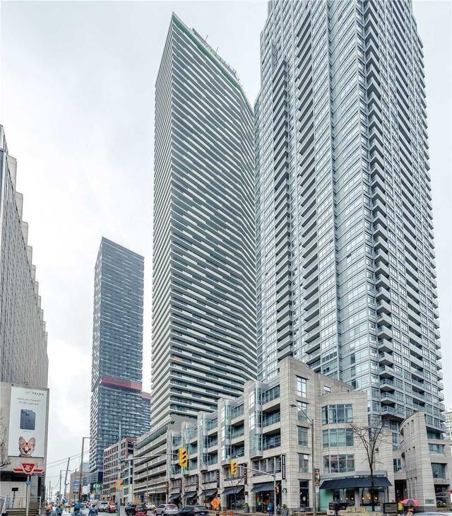 3405 - 2221 Yonge St, Condo with 1 bedrooms, 1 bathrooms and 0 parking in Toronto ON | Image 1
