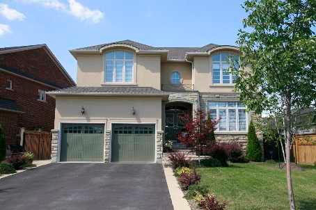 4 Belleville Dr, House detached with 4 bedrooms, 3 bathrooms and 4 parking in Brampton ON | Image 1