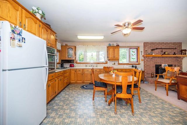 1296 Lower Craigmont Road, House detached with 2 bedrooms, 2 bathrooms and 4 parking in Madawaska Valley ON | Image 10