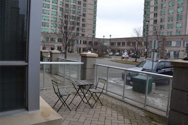 th 128 - 38 Lee Centre Dr, Townhouse with 2 bedrooms, 2 bathrooms and 1 parking in Toronto ON | Image 15