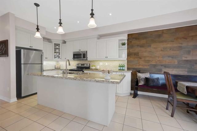 90 Flood Ave, House detached with 4 bedrooms, 4 bathrooms and 3 parking in Clarington ON | Image 2
