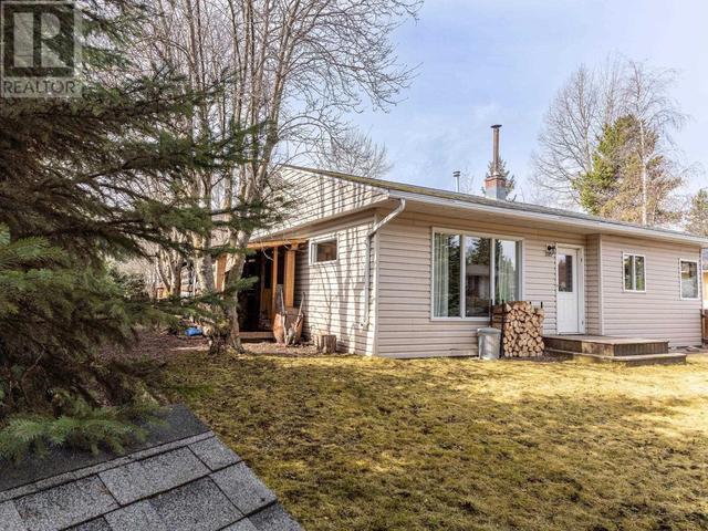 3507 Third Avenue, House detached with 3 bedrooms, 1 bathrooms and null parking in Smithers BC | Image 31