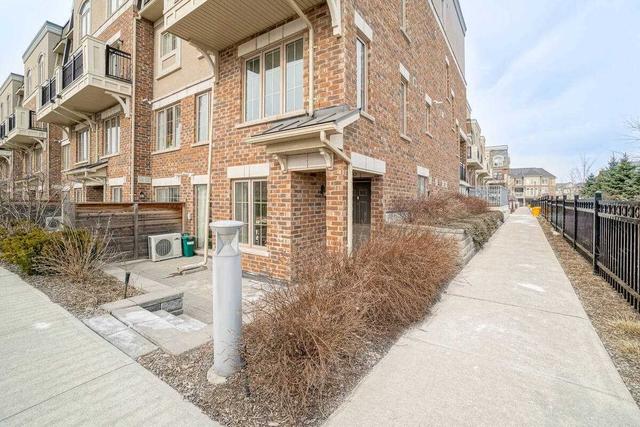 63 - 2441 Greenwich Dr, Townhouse with 2 bedrooms, 2 bathrooms and 1 parking in Oakville ON | Image 1