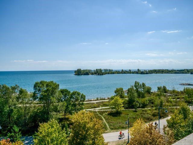 404 - 80 Palace Pier Crt, Condo with 2 bedrooms, 3 bathrooms and 1 parking in Toronto ON | Image 19