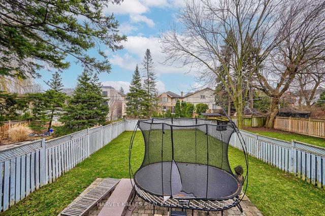 439 Melrose Ave, House detached with 3 bedrooms, 4 bathrooms and 3 parking in Toronto ON | Image 32
