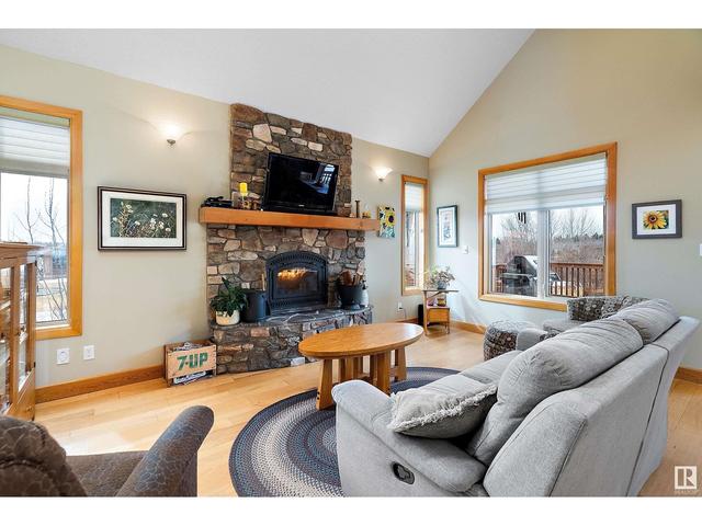 2023 Maple Co, House detached with 5 bedrooms, 3 bathrooms and null parking in Spring Lake AB | Image 7