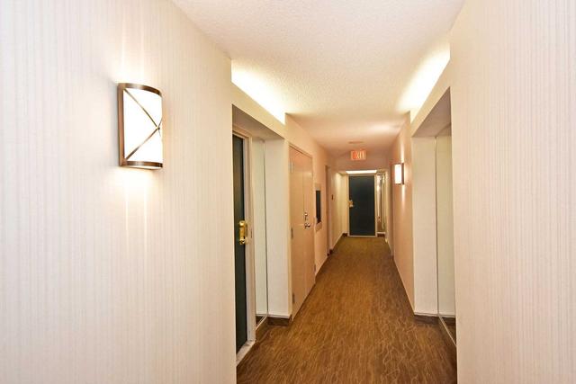 802 - 2091 Hurontario St, Condo with 2 bedrooms, 2 bathrooms and 2 parking in Mississauga ON | Image 26