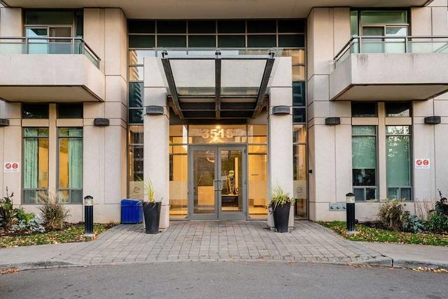 2210 - 3515 Kariya Dr, Condo with 1 bedrooms, 1 bathrooms and 1 parking in Mississauga ON | Image 12