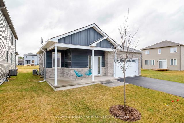 106 George Wright Blvd, House detached with 3 bedrooms, 2 bathrooms and 4 parking in Prince Edward County ON | Image 21