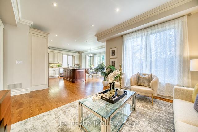 63 Abitibi Ave, House detached with 4 bedrooms, 5 bathrooms and 6 parking in Toronto ON | Image 5