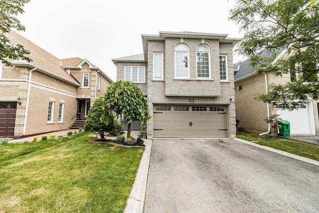 26 Hillpath Cres, House detached with 4 bedrooms, 3 bathrooms and 6 parking in Brampton ON | Image 1