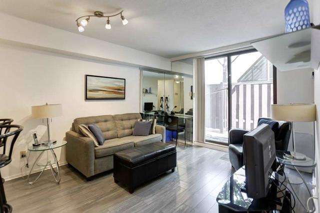 212 - 105 Mccaul St, Condo with 1 bedrooms, 1 bathrooms and 0 parking in Toronto ON | Image 21