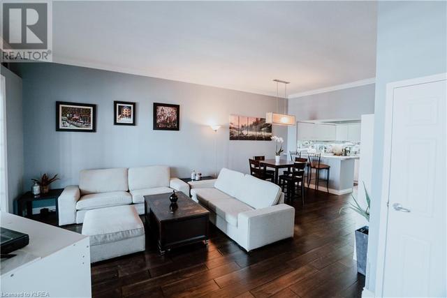 3115 - 25 The Esplanade, House attached with 2 bedrooms, 1 bathrooms and null parking in Toronto ON | Image 18