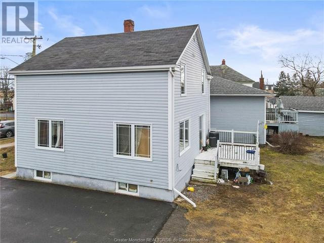 80 Oakland Ave, House detached with 4 bedrooms, 2 bathrooms and null parking in Moncton NB | Image 31