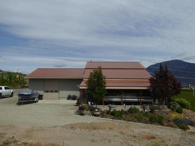 10505 62nd Avenue, House detached with 2 bedrooms, 1 bathrooms and 5 parking in Okanagan Similkameen A BC | Image 3