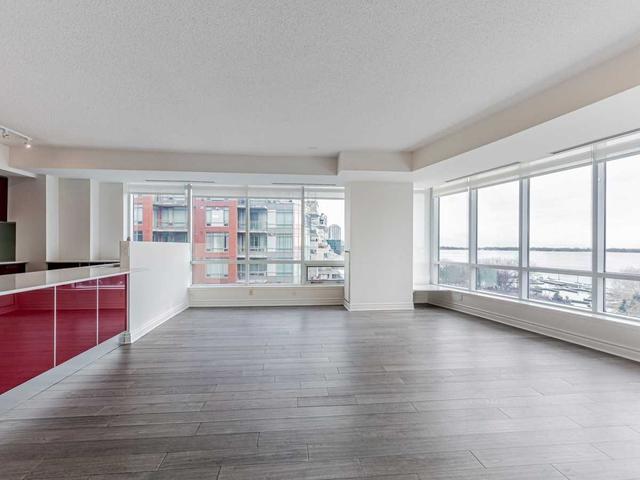801w - 500 Queens Quay W, Condo with 3 bedrooms, 3 bathrooms and 2 parking in Toronto ON | Image 3