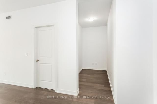 806 - 105 George St, Condo with 1 bedrooms, 2 bathrooms and 1 parking in Toronto ON | Image 10
