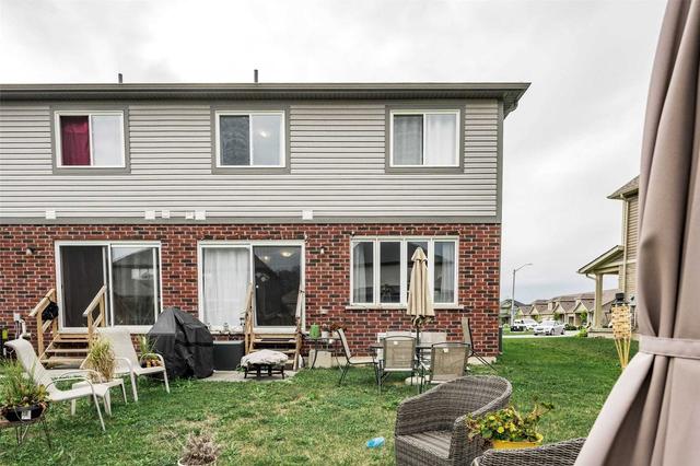 7732 Shaw St, House attached with 3 bedrooms, 3 bathrooms and 6 parking in Niagara Falls ON | Image 21