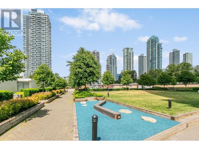 3005 - 2388 Madison Avenue, Condo with 2 bedrooms, 2 bathrooms and 2 parking in Burnaby BC | Image 27