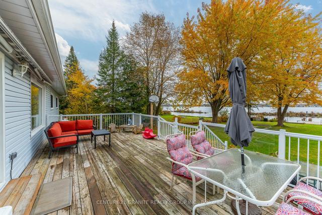 177 Beehive Dr, House detached with 3 bedrooms, 2 bathrooms and 7 parking in Kawartha Lakes ON | Image 11