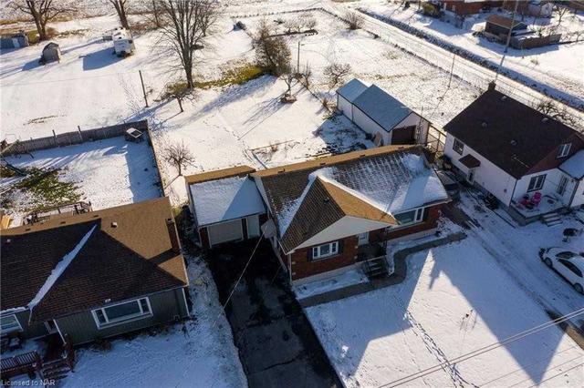 529 Killaly St E, House detached with 4 bedrooms, 2 bathrooms and 5 parking in Port Colborne ON | Image 24
