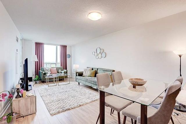 809 - 503 Beecroft Rd, Condo with 1 bedrooms, 1 bathrooms and 1 parking in Toronto ON | Image 4