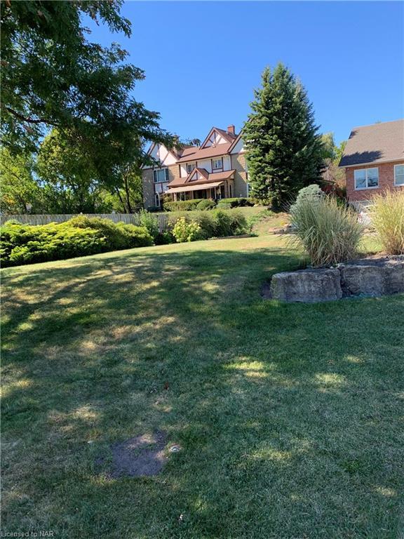 140 Lakeshore Road, House detached with 6 bedrooms, 2 bathrooms and 10 parking in Fort Erie ON | Image 35