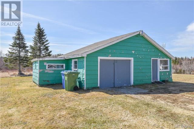 607 Des Acadiens Boulevard, House detached with 2 bedrooms, 1 bathrooms and null parking in Bertrand NB | Image 10