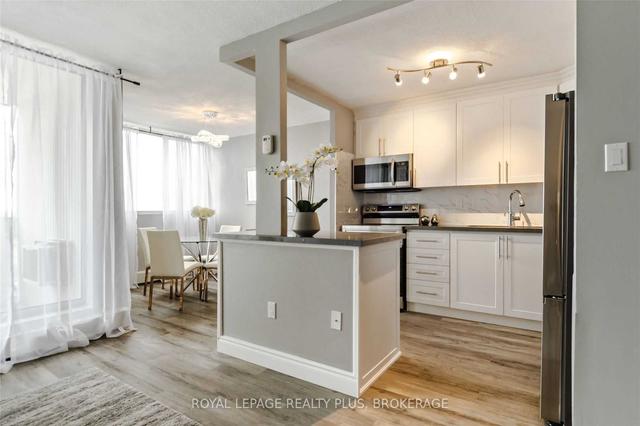 1903 - 530 Lolita Gdns, Condo with 3 bedrooms, 1 bathrooms and 2 parking in Mississauga ON | Image 26