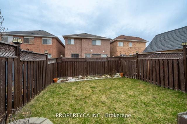145 Angier Cres, House attached with 3 bedrooms, 4 bathrooms and 2 parking in Ajax ON | Image 30