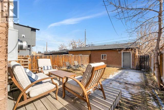 1612 42 Street Sw, House semidetached with 5 bedrooms, 3 bathrooms and 3 parking in Calgary AB | Image 30