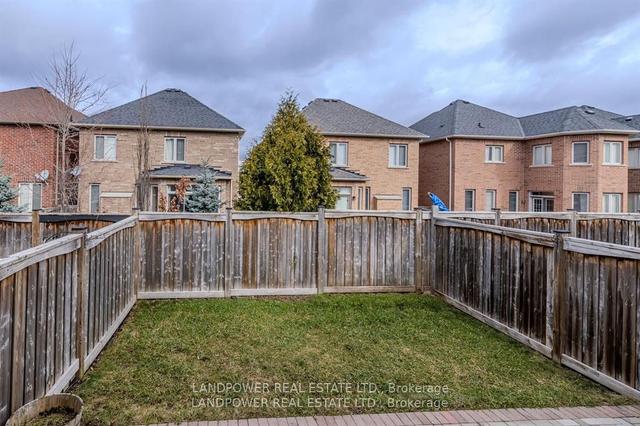 90 Lowther Ave, House attached with 3 bedrooms, 3 bathrooms and 3 parking in Richmond Hill ON | Image 14