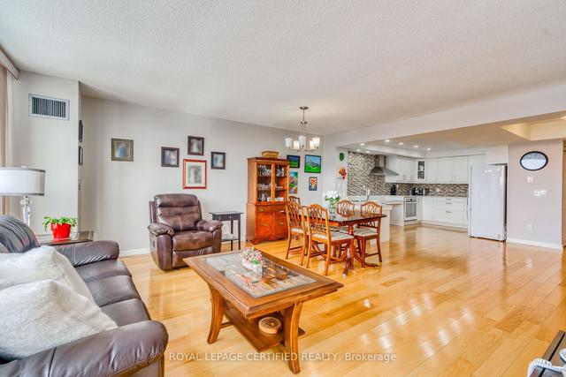 505 - 320 Mill St S, Condo with 2 bedrooms, 2 bathrooms and 1 parking in Brampton ON | Image 3