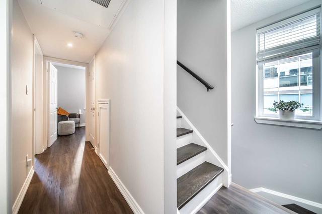 th27 - 83 Lillian St, Townhouse with 2 bedrooms, 2 bathrooms and 2 parking in Toronto ON | Image 2