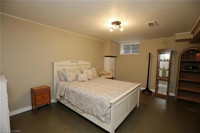 4 Millikin Dr, House detached with 3 bedrooms, 3 bathrooms and 8 parking in Hamilton ON | Image 18