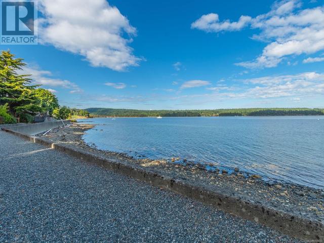 8 - 245 Oyster Cove Rd, House detached with 4 bedrooms, 6 bathrooms and 3 parking in Ladysmith BC | Image 57