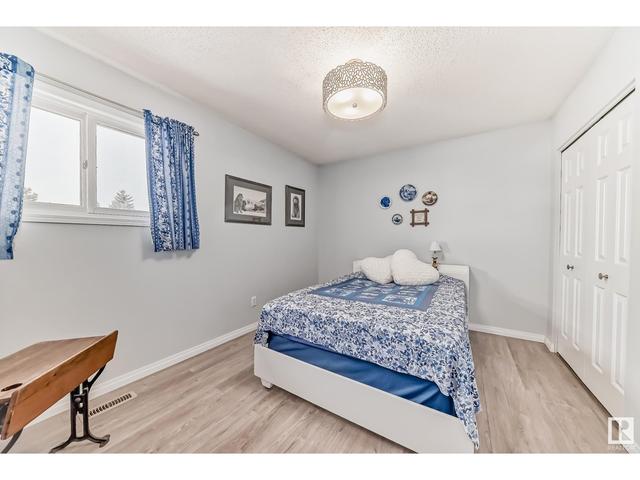 147 Knottwood Rd N Nw, House attached with 2 bedrooms, 2 bathrooms and null parking in Edmonton AB | Image 22