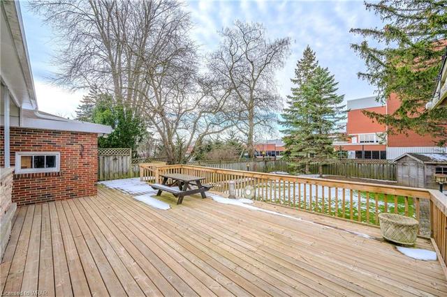 111 Brentwood Avenue, House detached with 4 bedrooms, 2 bathrooms and 3 parking in Kitchener ON | Image 32