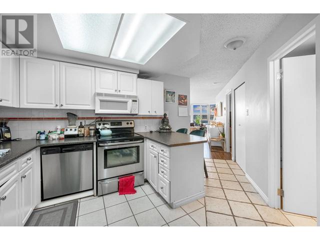 1202 - 1625 Hornby Street, Condo with 2 bedrooms, 2 bathrooms and 1 parking in Vancouver BC | Image 21