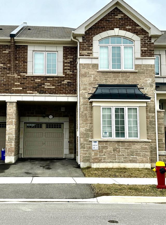 1252 Hazel Way, House attached with 4 bedrooms, 3 bathrooms and 2 parking in Milton ON | Image 1
