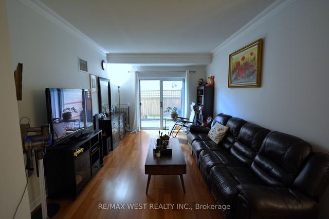 107 - 455 Rosewell Ave, Condo with 2 bedrooms, 2 bathrooms and 2 parking in Toronto ON | Image 12