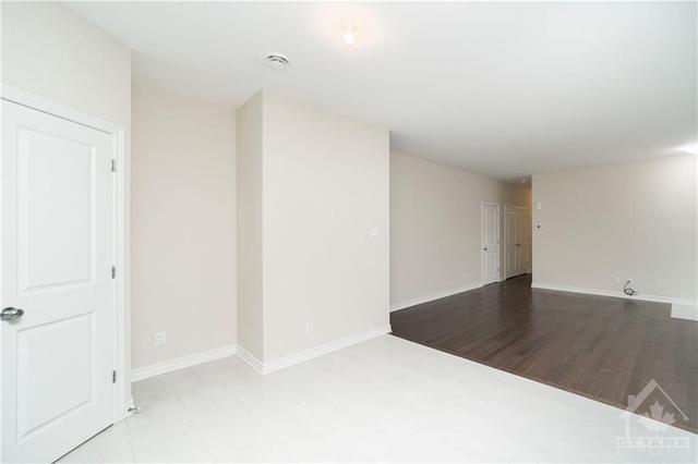 c - 735 Dearborn Private, House attached with 2 bedrooms, 2 bathrooms and 1 parking in Ottawa ON | Image 15